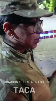 O Policial De Trânsito Revistou Meu Porta-malas E Eu Quebrei a Carapaça Dele E Gozei Na Cara Dele 2 Vezes.