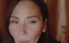 Большие извинения за эту гнойную головную боль, я скучаю по вам всех много и я надеюсь, что в скором времени мы будем в обычной прямой трансляции, немного нового