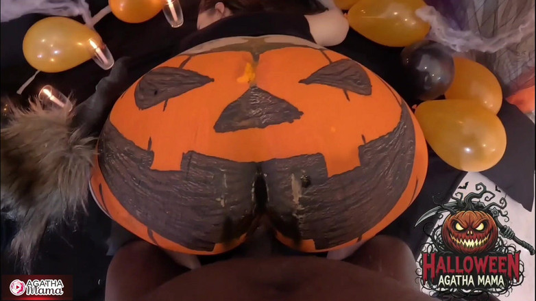 Agatha Mama: Agatha Mama Na BBC Kurva Brazilská MILFka Halloween Jack O'lantern