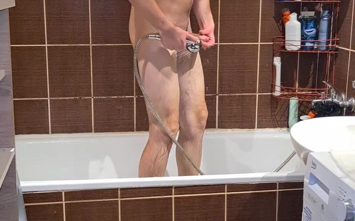 FM Records: Jag tar en dusch efter cumshot på min mage