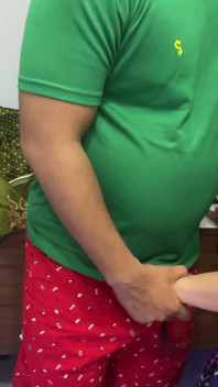 Desi il vicino pervertito ha preso il reggiseno di pados bhabhi a casa sua