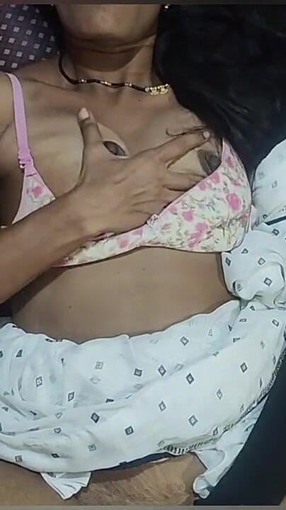 Safashaikh: Hete sexy ondeugende Indische tante neukend