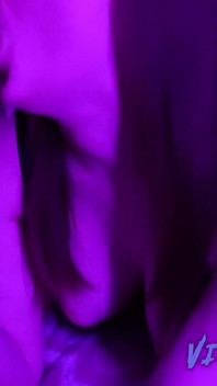 La bocca davvero sciatteria della mia ragazza ama succhiare il cazzo ogni giorno