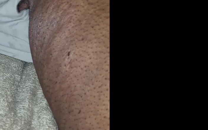 Chuck and Rob Doe: She Love Cum on Her Ass