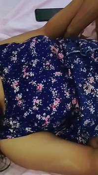 Mokrá kundička indonéské dívky