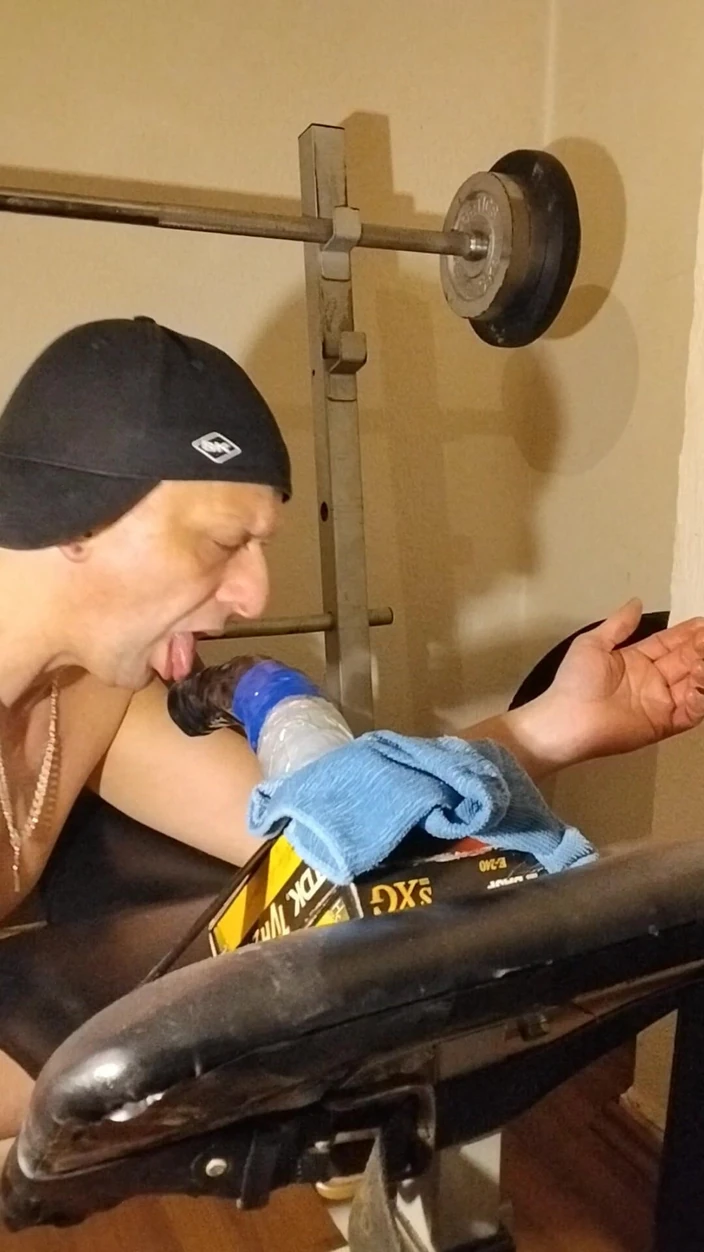 Give me hard: The Video Shows My Fucking Asshole