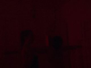 Femdom Austria: Електричне розп'яття раба!