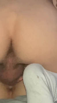 Creampie amatur dengan adik tiri