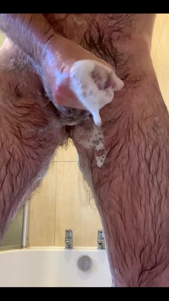 Djdavexxx: Chcete se někdo připojit ke mně ve sprše?