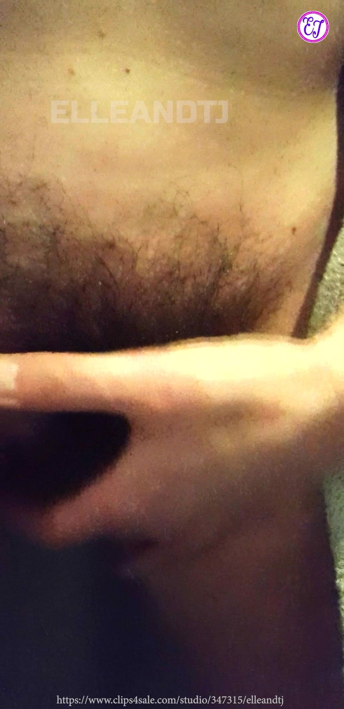 elleandtj: 털이 무성한 밀프 핑거링