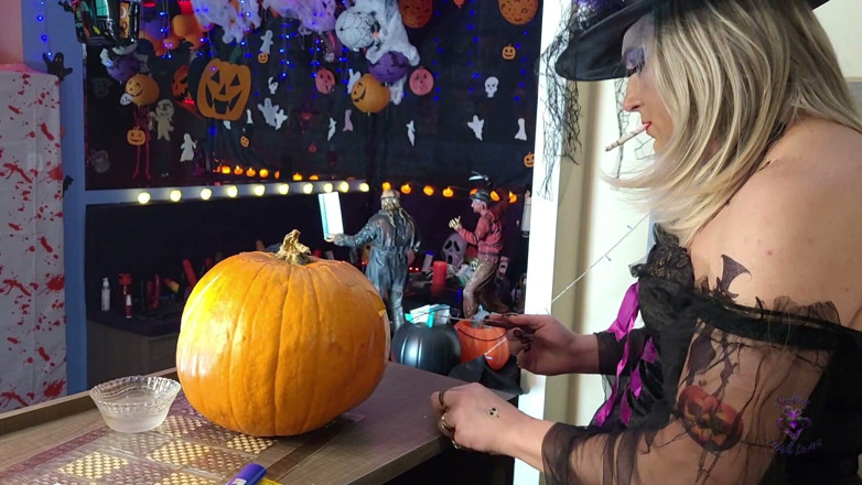 HollyCox: Witch’s Smoke Ritual Watch Me Carve While I Drag
