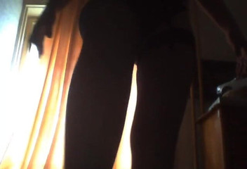 Dominatrix Redsonyja: Podívejte se na moje punčochy