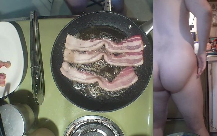 Au79: Membuat sandwich bacon dan eggs