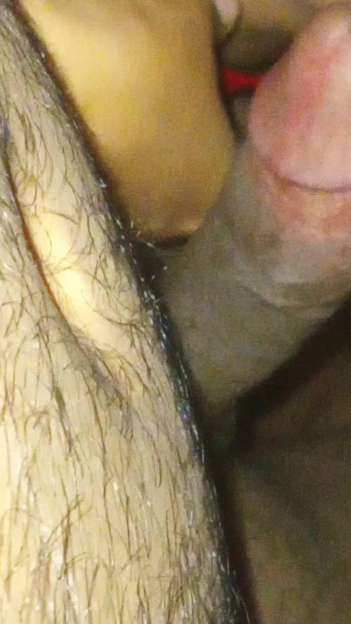 RushiTripathi2025: Rakaman dekat blowjob perlahan