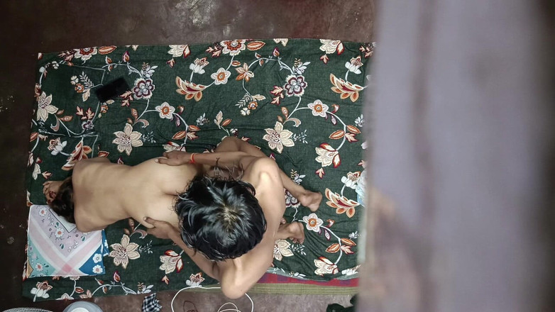 Kaambali: 핑거링과 자위를 즐기는 인도 마누라