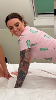 První FFM trojka hotwife