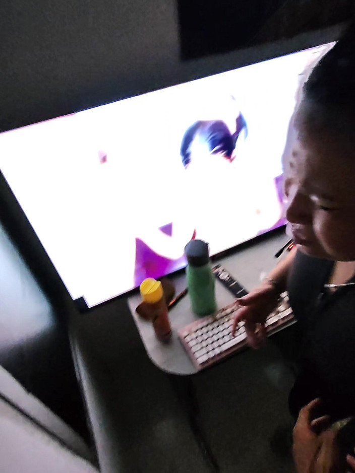 PABLO N3GROBAR: Kejutan Lawati Ratu Tekak Mentah Pov Pukkkke