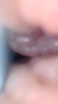 Endoskop kamera penis eğitim videosunda en hassas kısımlarını gösteriyor