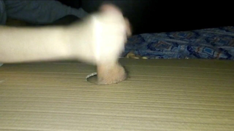 Sexoamateur: ช่วยชักว่าวแล้วแตกคา