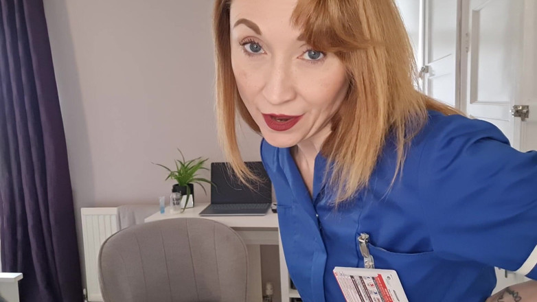 Lily kink: Enfermera Degradación De Los Ensayos Clínicos Con Paja Dura Y...
