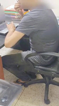 Colega mea a vrut să iasă la petrecere, dar doar eu o pot fute