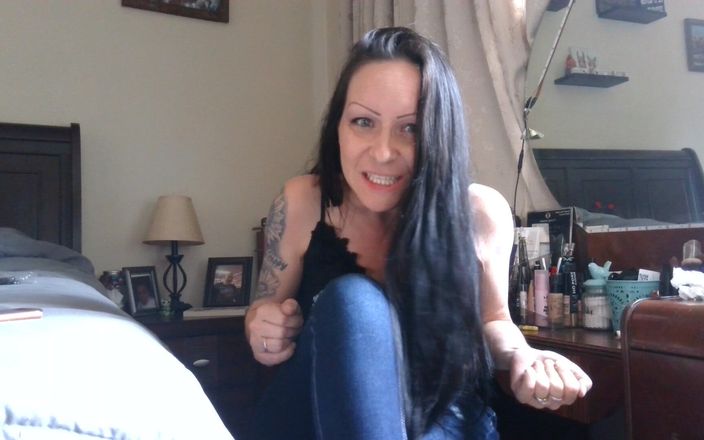 Raven Willow: Heel Pegging POV