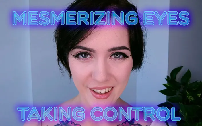 Stacy Moon: Goddess eyes