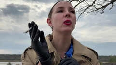 Hottie goddess: Smoke Spit baştan çıkarma