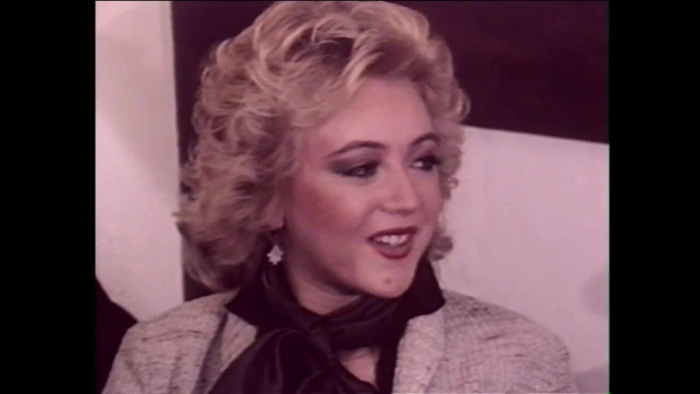 Vintage Usa: Two MILFs Fucked and Cummed in Mouth by Big Cock...