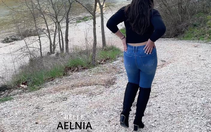 Belle Aelnia: Teasing My Ass My Boobs and My Shaved Pussy in...