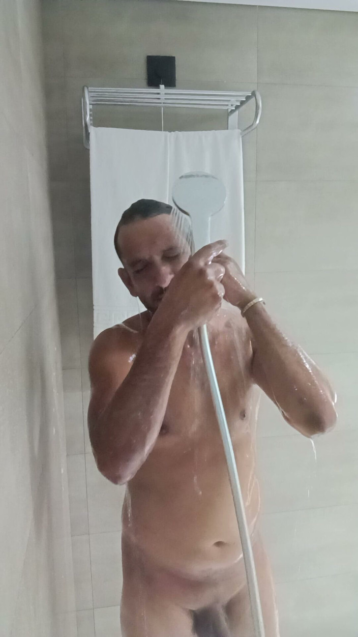 Boy top Amador: Acest videoclip l-am făcut după muncă
