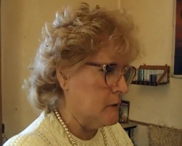 BB Video - Old School: Orgia all'aperto con nonna tedesca sesso amatoriale e anale