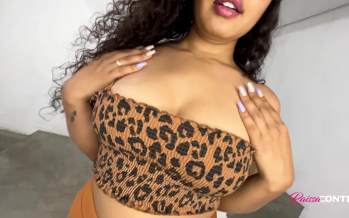 Raissa Conte: Menina brasileira de leggings recebendo gozada na bunda dela