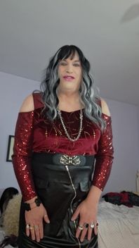 Is It True That Hot Young Men Love Granny Tranny's?