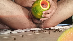 Tommhot: Ny video av jävla frukt. 2000 000 000