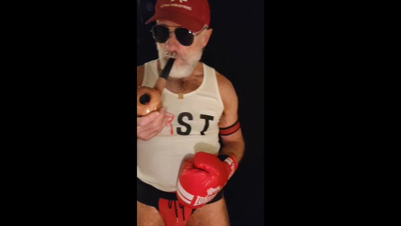 MusclesCigarsFFPig: Боксерські рукавички