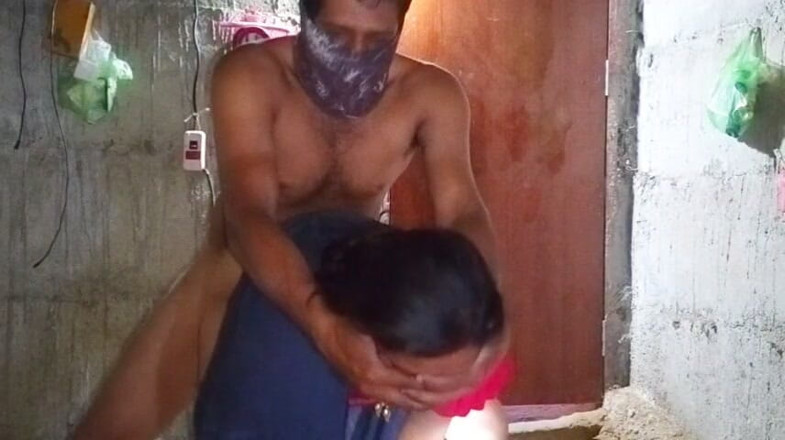 Kumari1996: Дезі тітонька