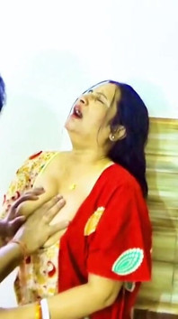 Il vecchio suocero del villaggio ha scopato sua nuora, un video incredibile