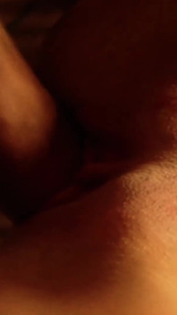 Sesso romantico scopando la sexy pornostar dalle grandi tette aleta ocean