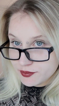 Ashtraygirl