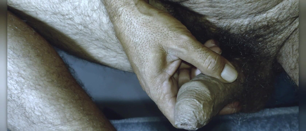 Rock F hairy: J’étais excitée et j’ai joui