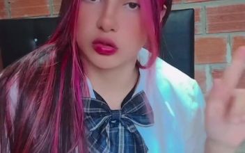 Colombian Girl Makes Tiktok for Her Best Friend and Then Sucks His Dick Part #1
