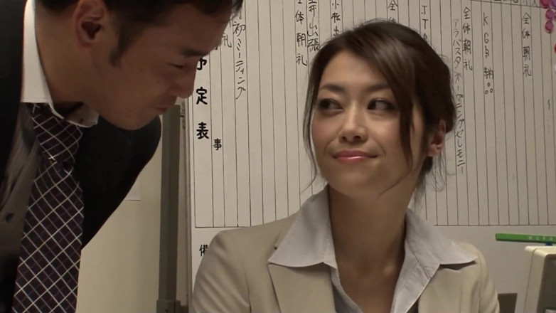 JAPAN IN LOVE: 일본 연인 씬 2 - 팬티 퍼뜨리고 즐기는 란제리를 입은 아시아인