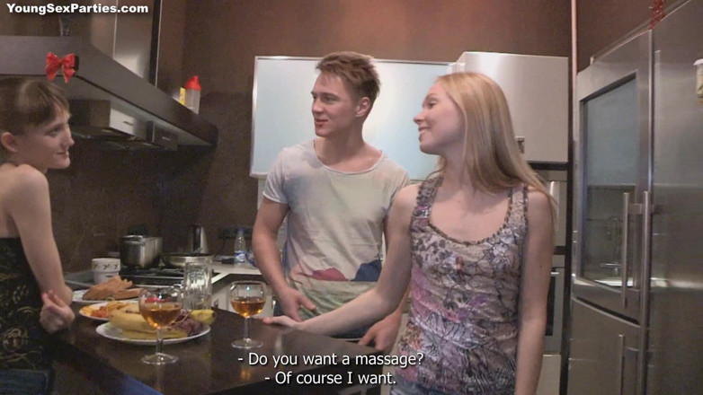 Young Sex Parties: Teen swingers spolu šukají