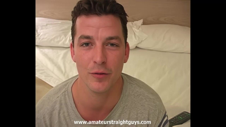 Jay's Amateur Straight Guys: Rob's a Straight Guy Next Door Type....