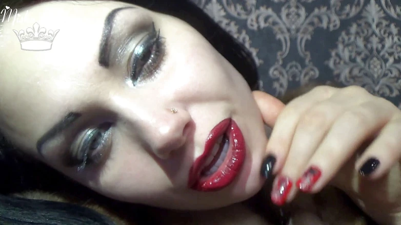 Goddess Misha Goldy: Você ama meus lábios e batom