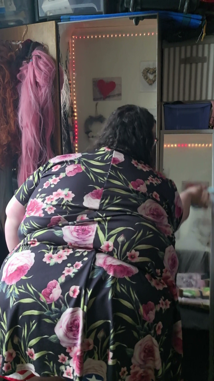 SSBBWLadyBrads: SSBBW Mirror Mirro on the Wall BBW