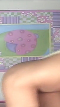 18 yaşındaki sarışın genç kız Lil Lexy canlı seks yapıyor