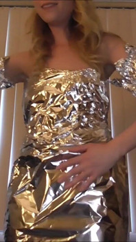 Marissa vs. Tinfoil - cảnh bts ngớ ngẩn