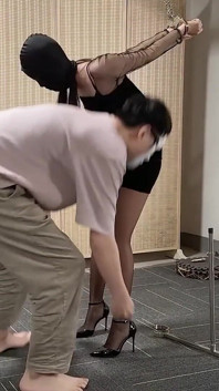 ขาสั่นเทิ้ม